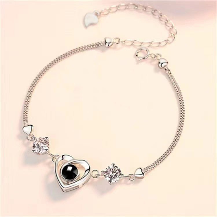 Elegant Heart Projection Bracelet - Linemory