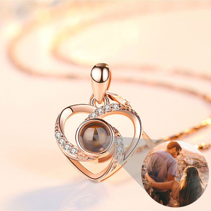 Heart - Shaped Photo Projection Necklace - Linemory