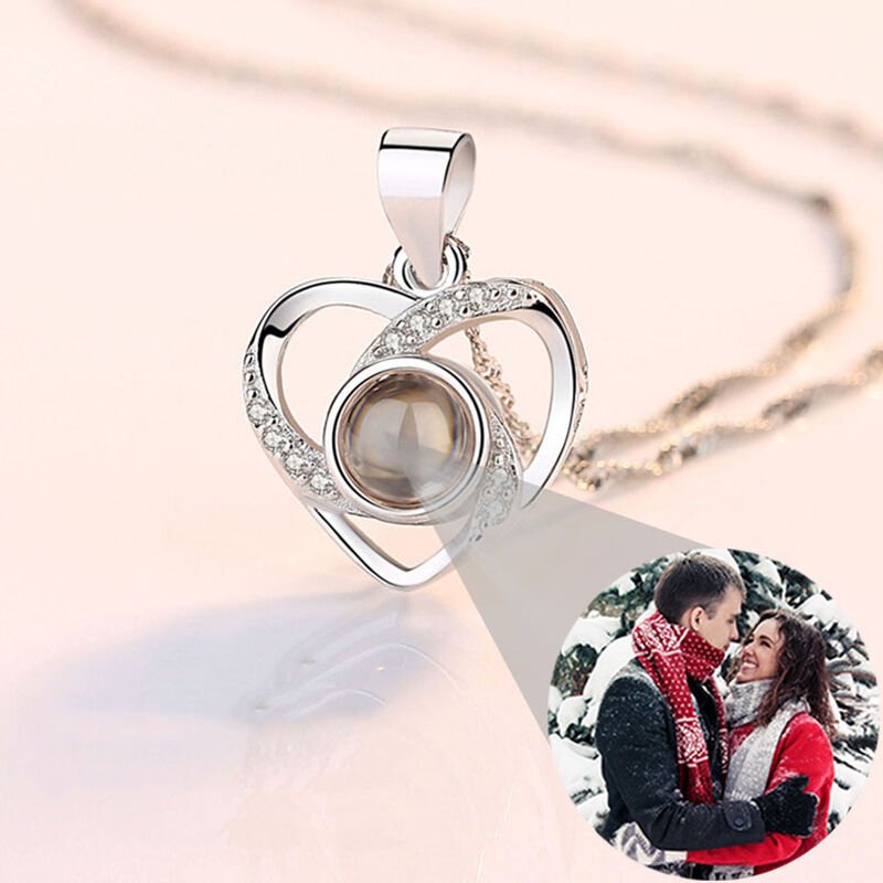 Heart - Shaped Photo Projection Necklace - Linemory